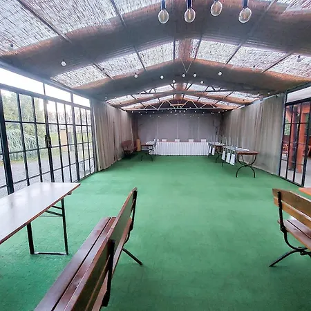 Villa V Zahradach